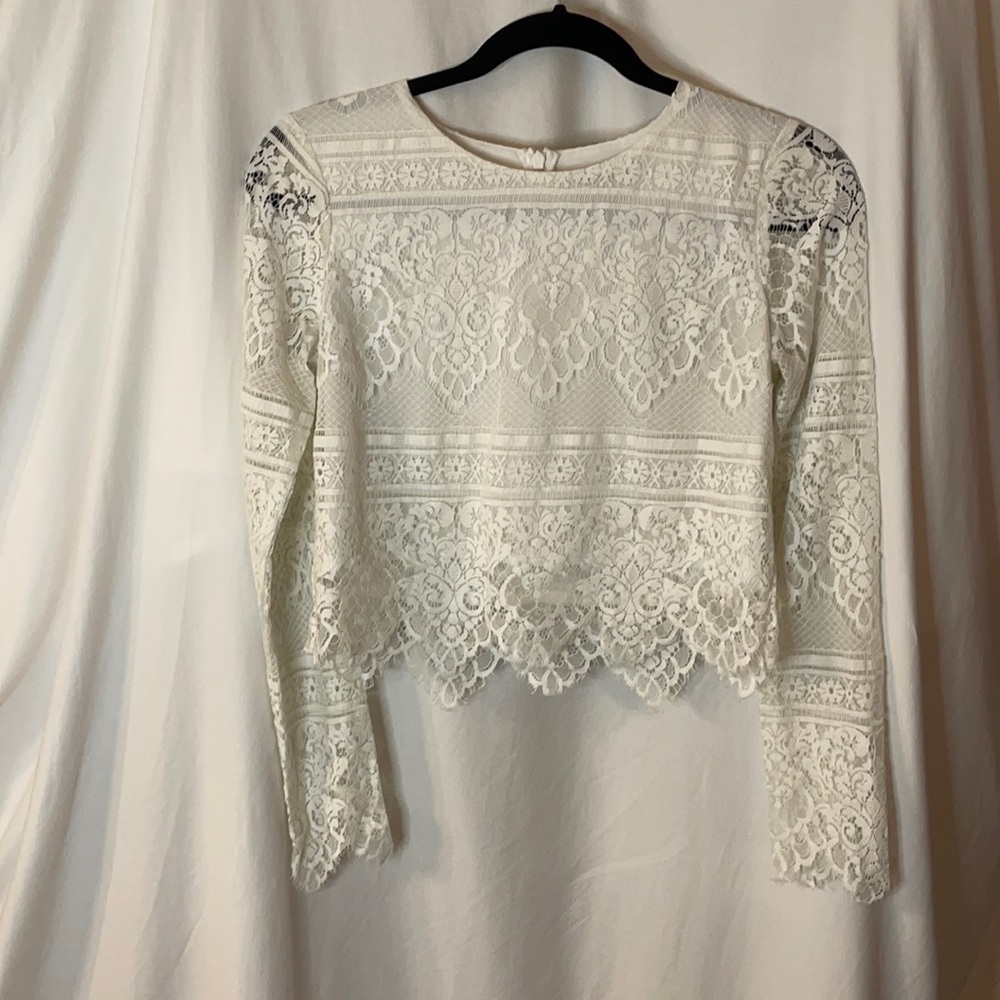 Bobi Black Los Angeles white lace cropped top blouse, size S